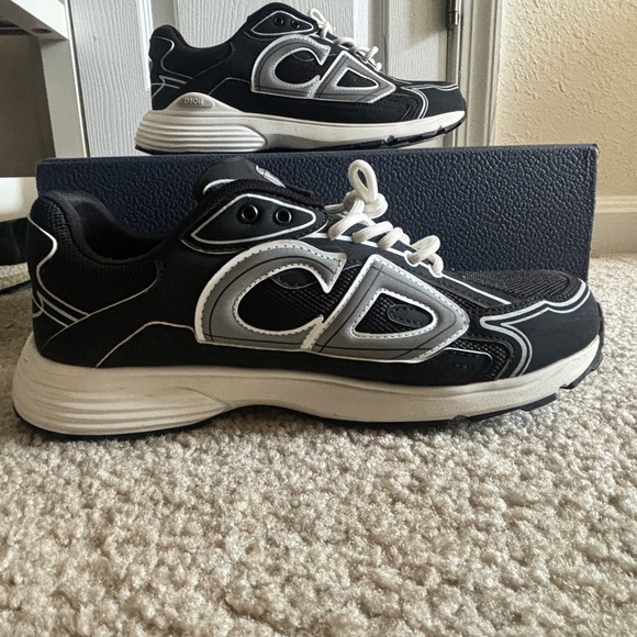 Dior b30 black and white size 10.5 mens us - Picture 3 of 3